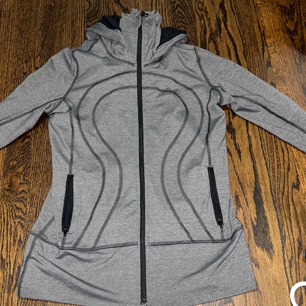 Lulu lemon zip up